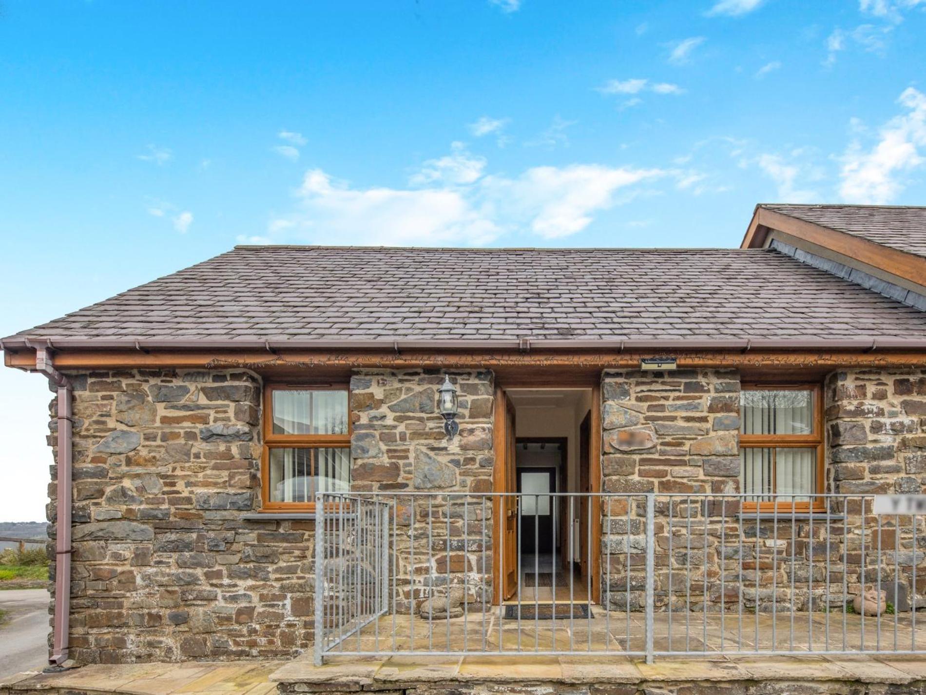 2 Bed In Aberystwyth Twlct Villa Llanfihangel-y-Creuddyn Kültér fotó